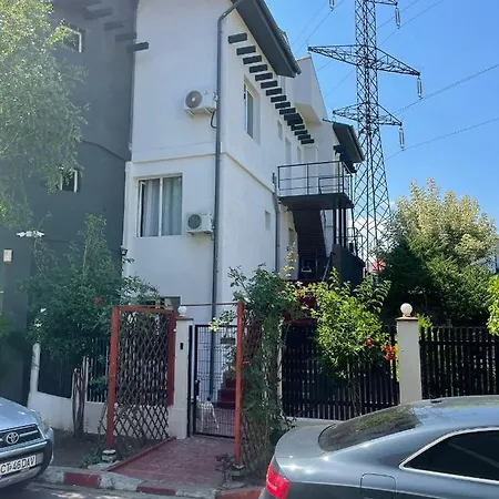 بيت ضيافة Davi كوستِنيست