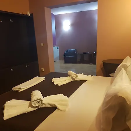 Davi 3* 코스티네스티